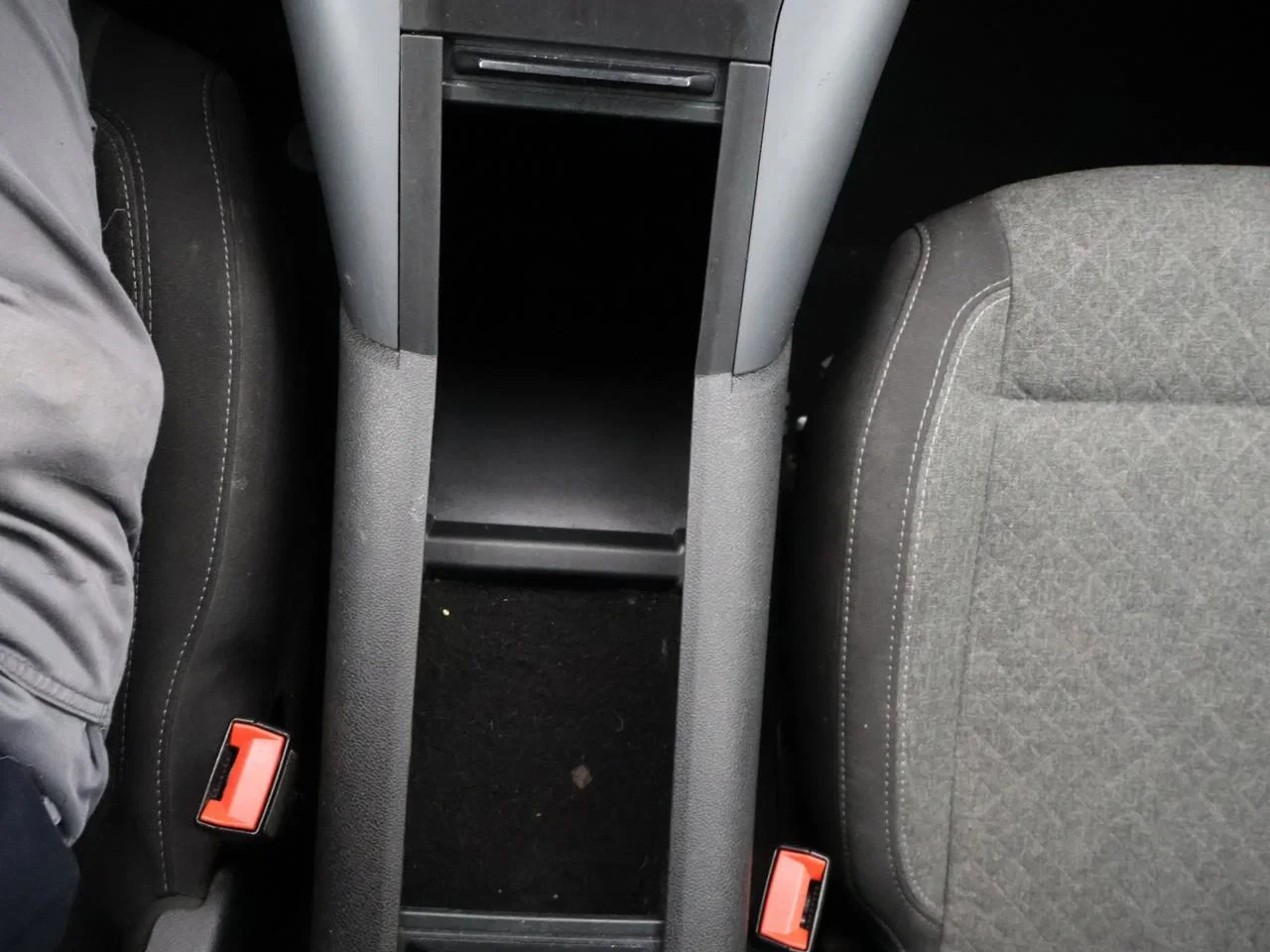 Opel-Combo Life-image-26