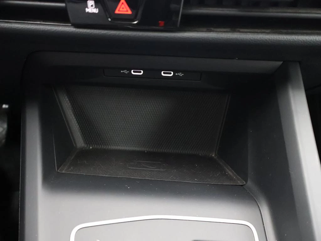 Volkswagen Golf VIII SW Golf Variant Life 1.0eTSI 110PK *AUTOMAAT*ACC*TREKHAAK*LANE ASSIST*PDC*VIRTUAL COCKPIT*...*