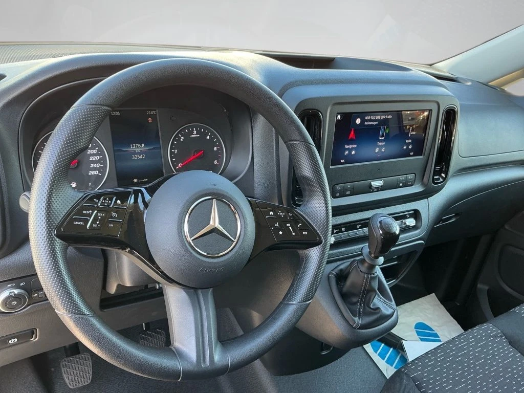 Mercedes-Benz-Vito 116-image-12