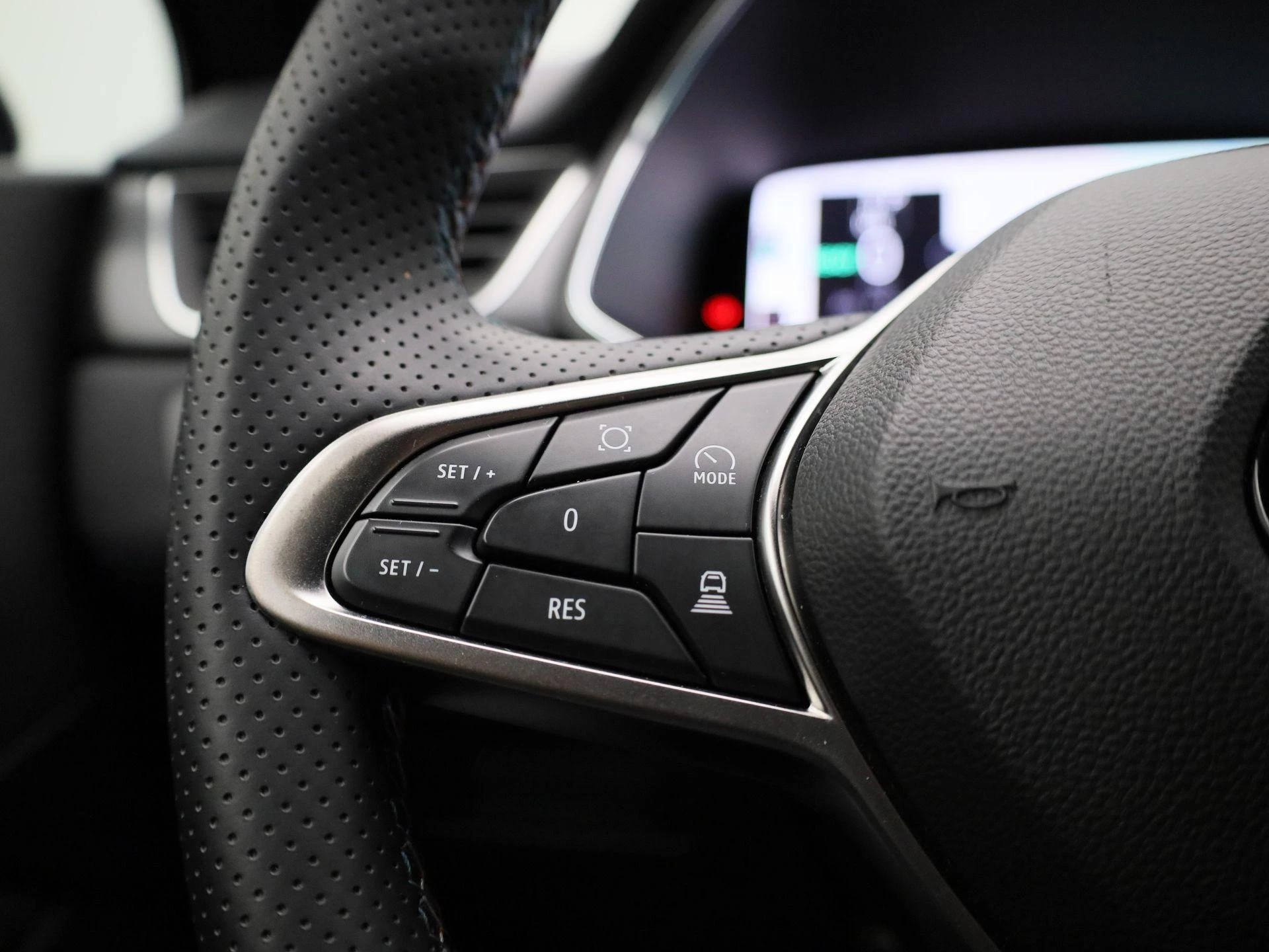 Renault-Captur-image-19