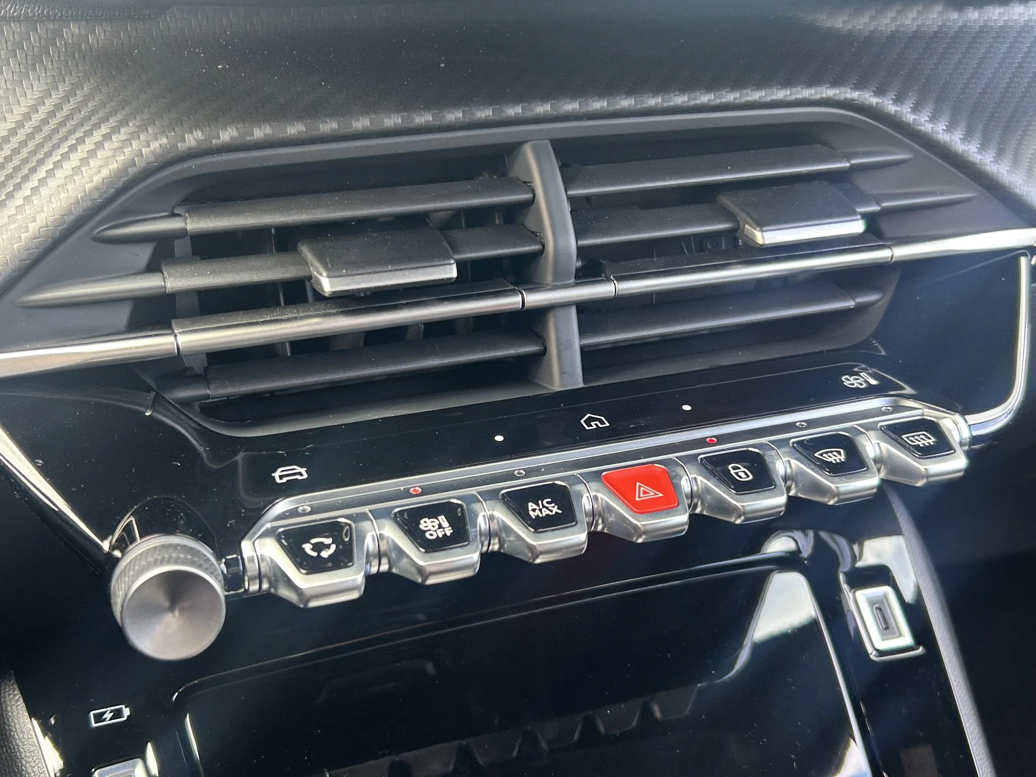 Peugeot-2008-image-15