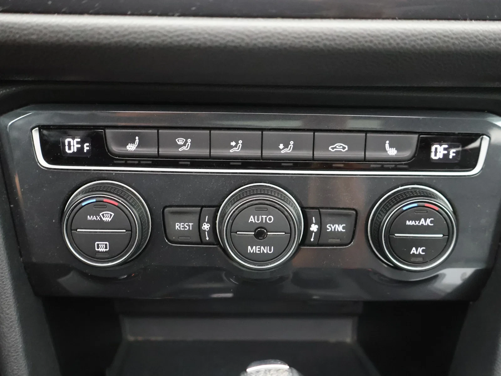 Volkswagen Tiguan Allspace Tiguan R-Line AllSpace Platinum 1.5TSI 150PK *AUTOMAAT*PANODAK*TREKHAAK*360° CAMERA*LEDER*ACC*APP-CONNECT*