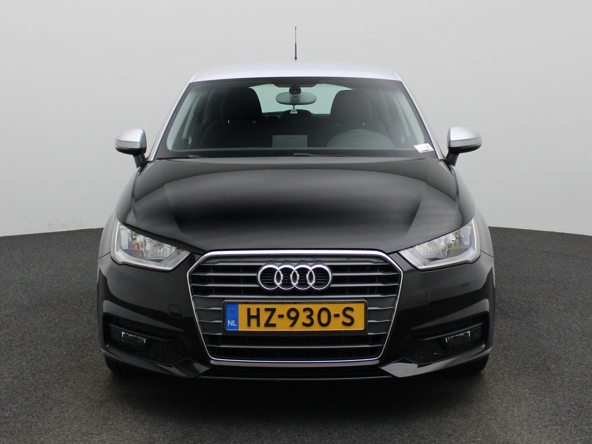 Audi-A1 Sportback-image-2