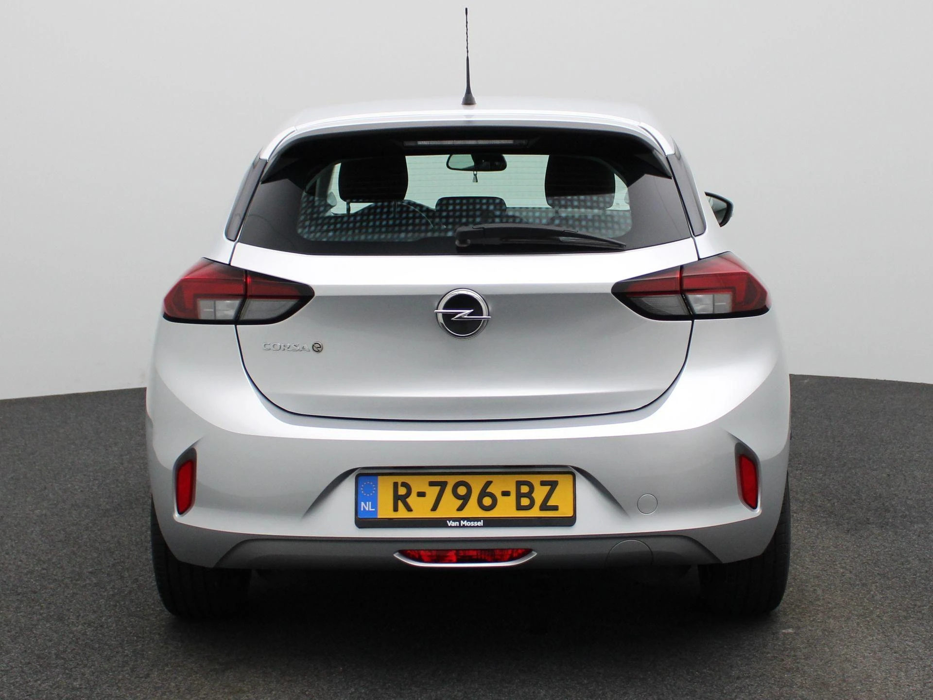 Opel-Corsa-e-image-4