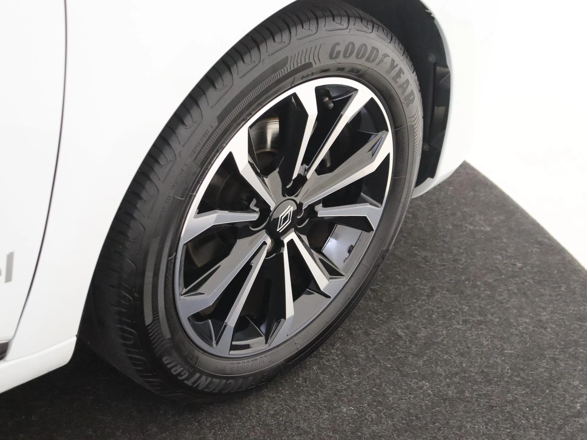 Renault-Clio-image-26