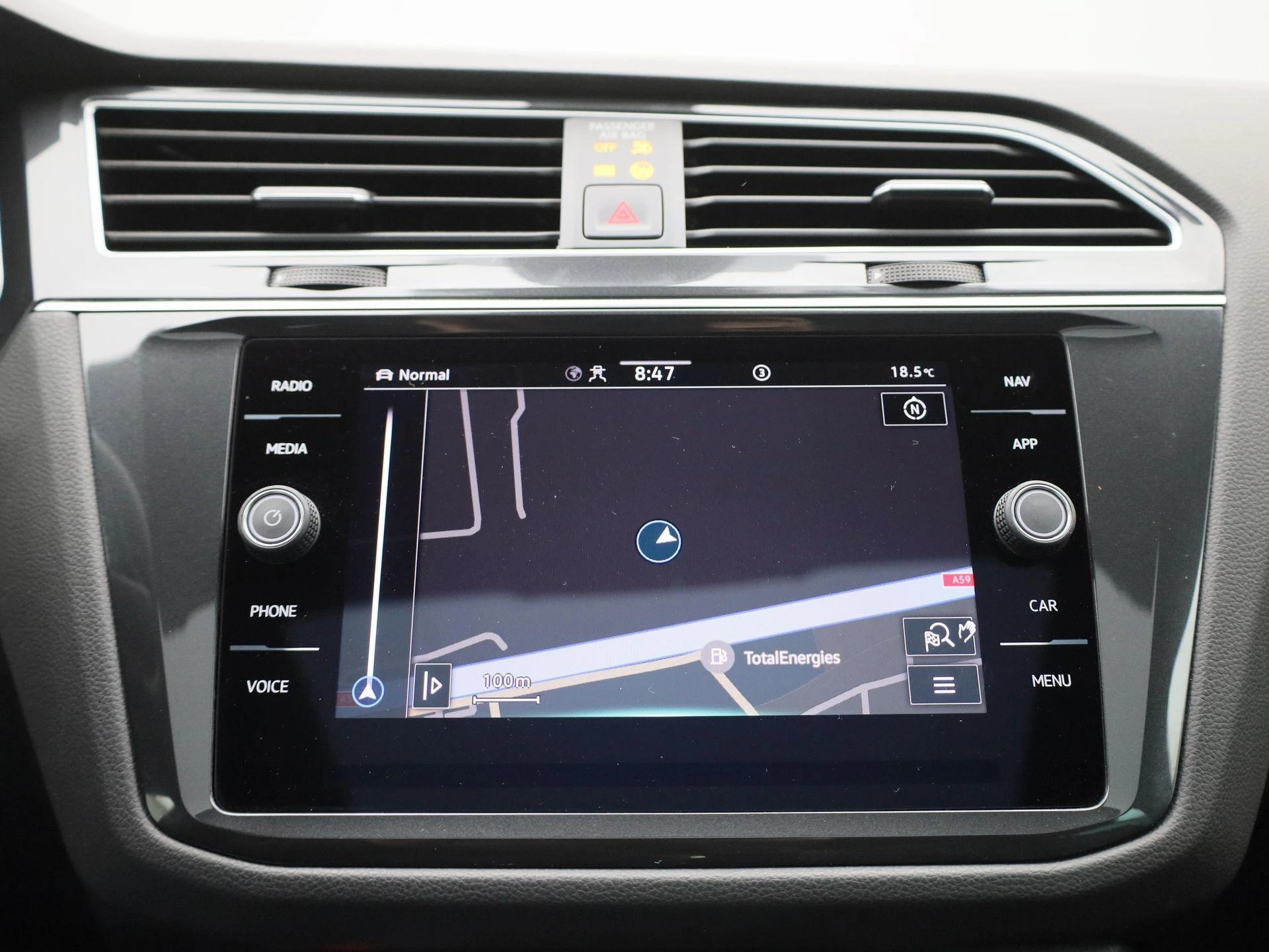 Volkswagen-Tiguan-image-16