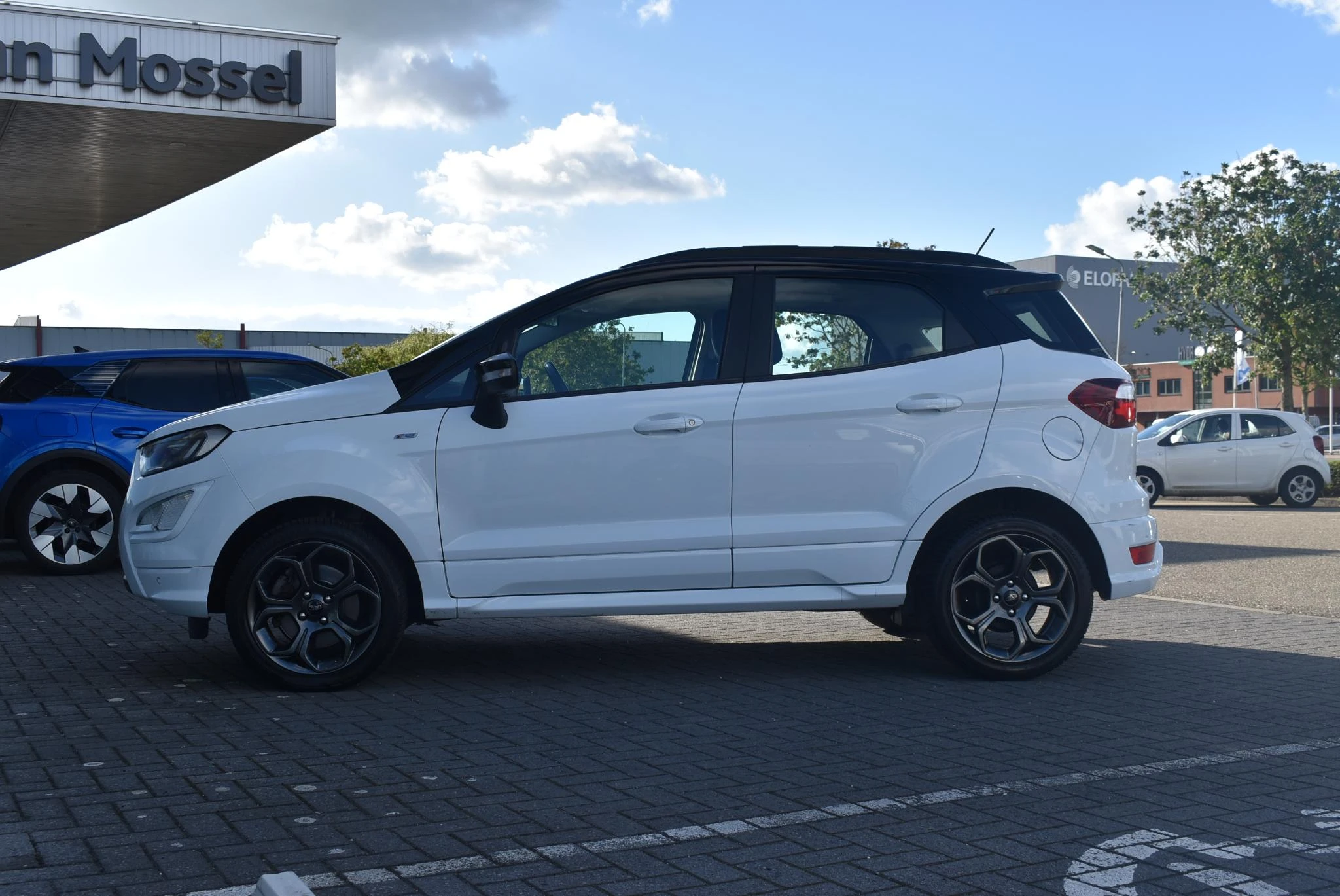 Ford-EcoSport-image-7