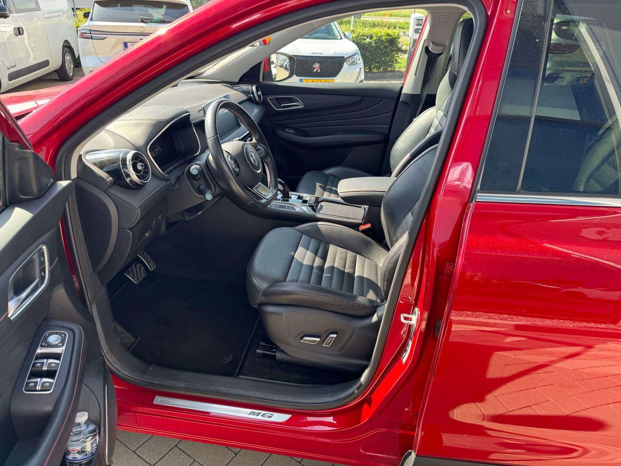 MG EHS 1.5 TGDI Luxury