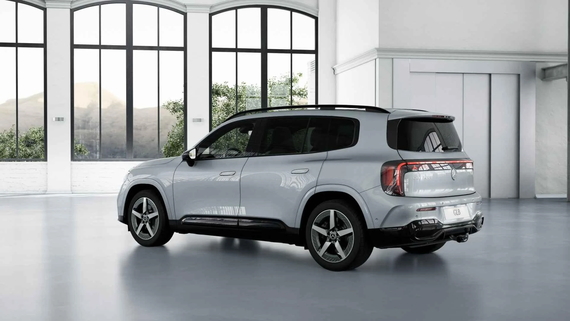 Mercedes-Benz-GLB-image-2