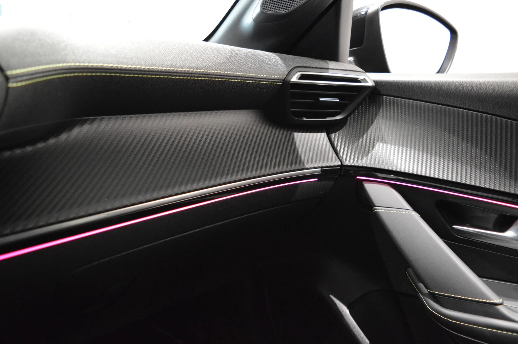 Peugeot-208-image-15