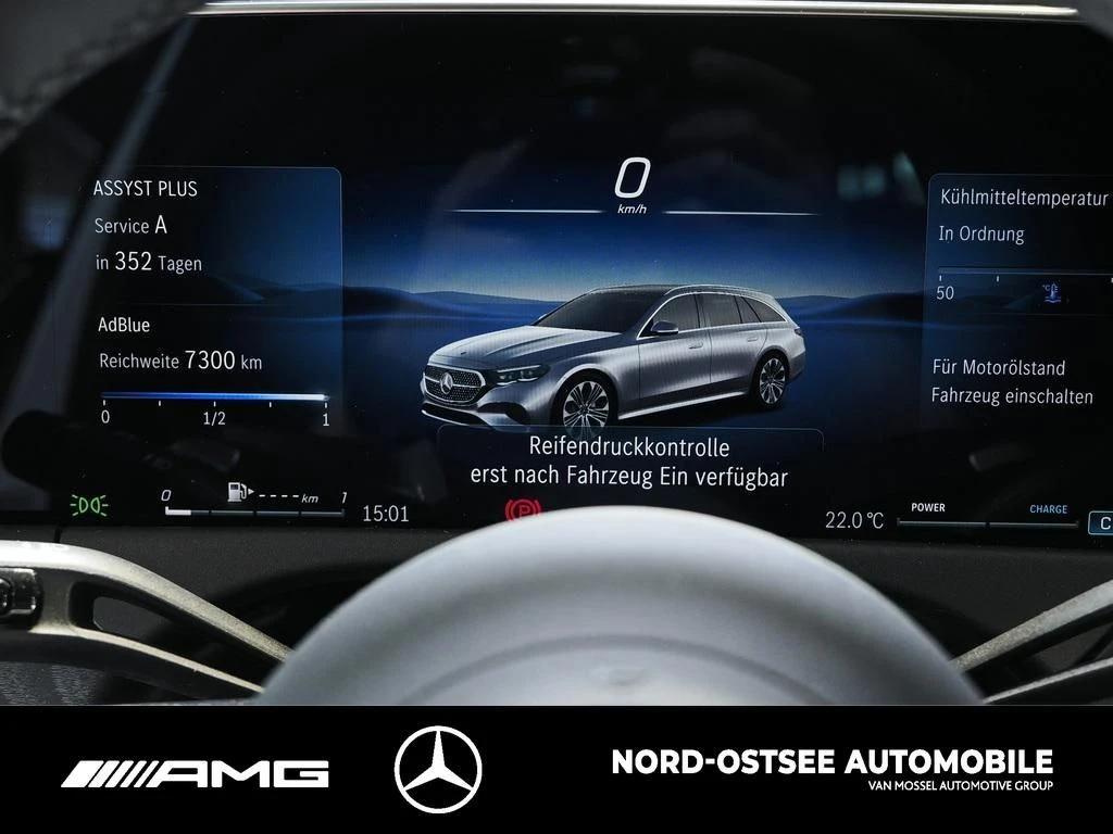 Mercedes-Benz E-Klasse 220 d T AMG NIGHT PANO DISTRONIC 4D-SOUND AMG Line