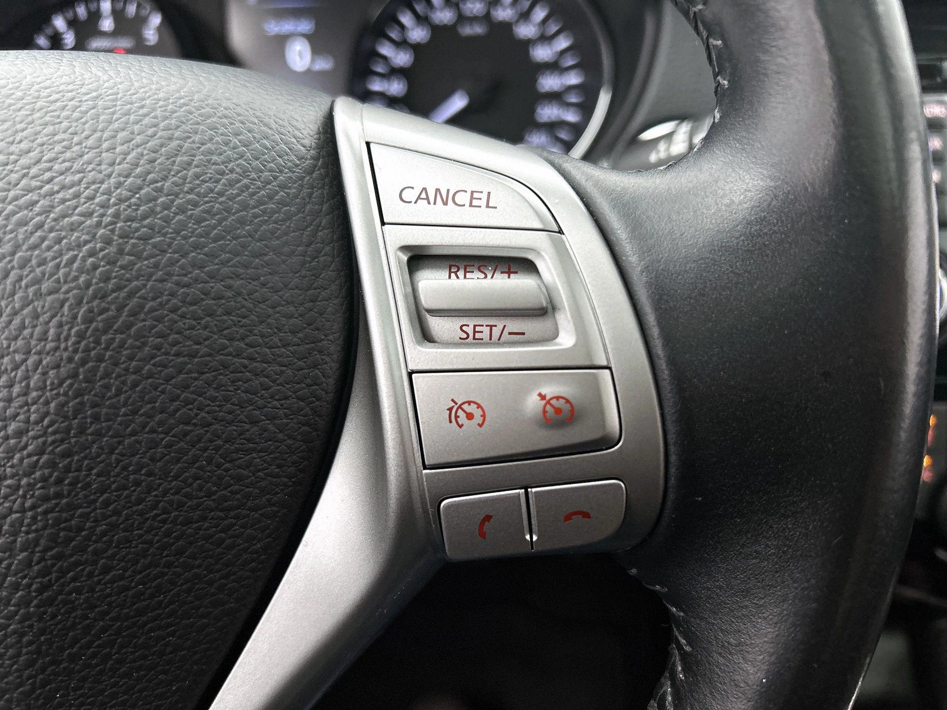 Nissan-QASHQAI-image-5