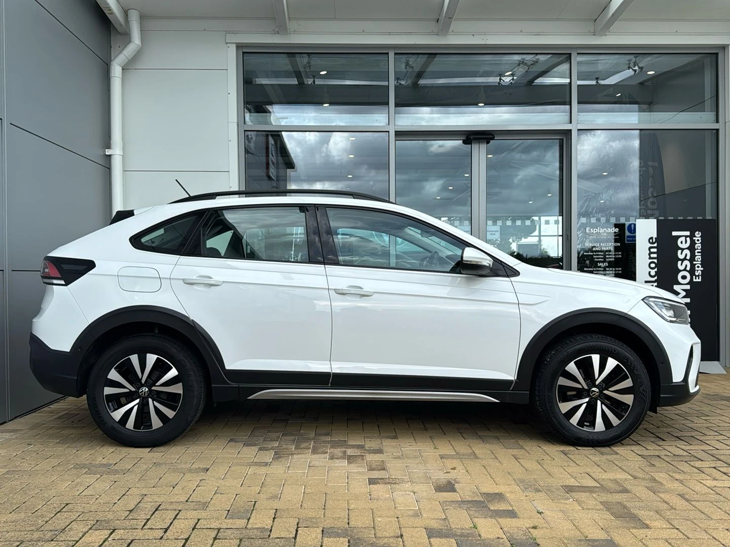Volkswagen-Taigo-image-9
