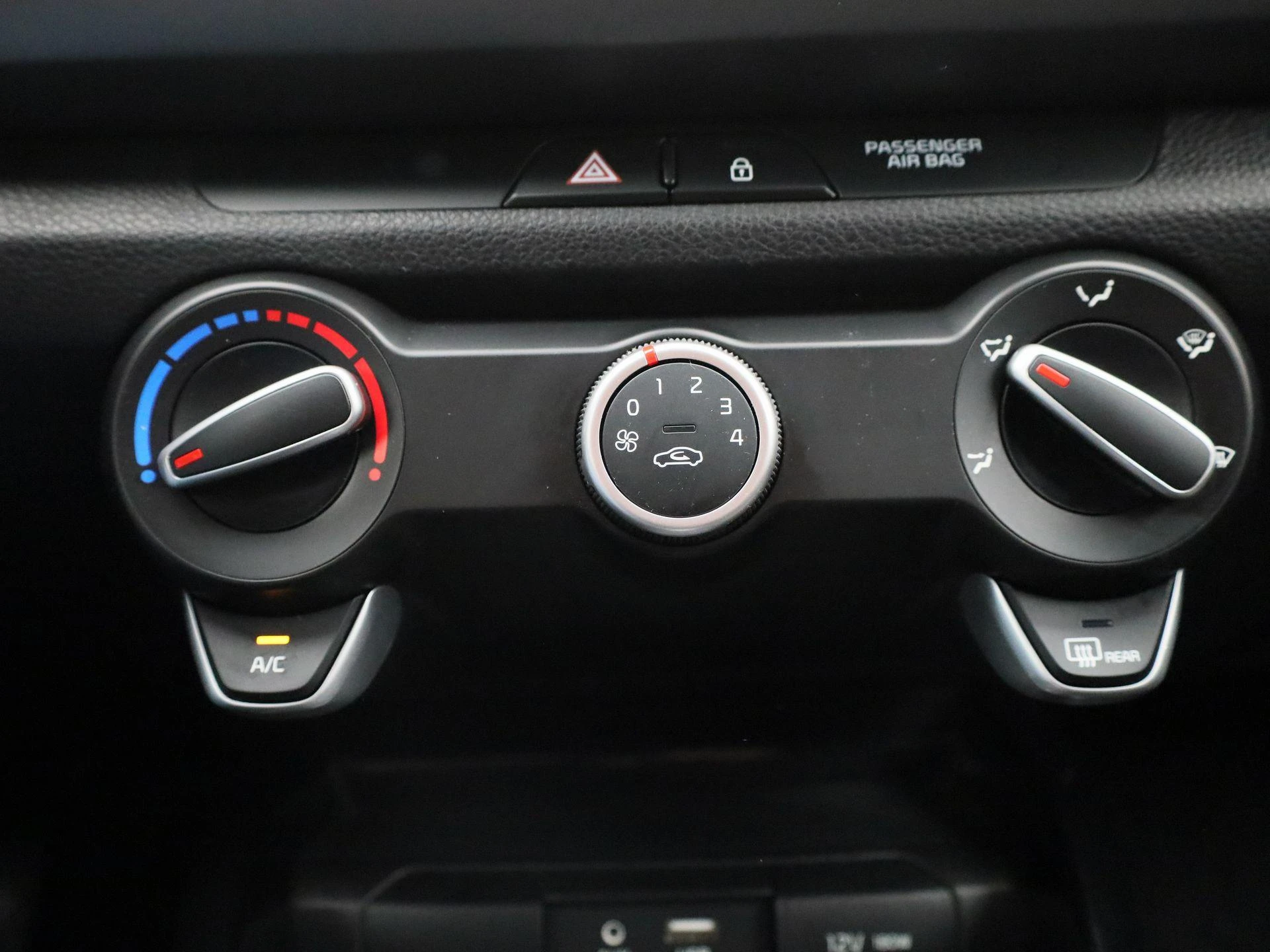 Kia-Rio-image-16