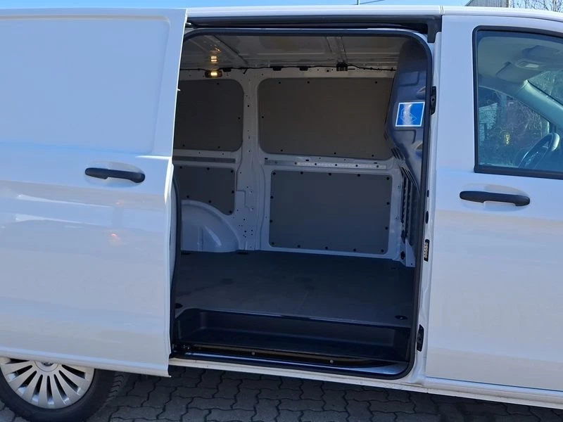 Mercedes-Benz Vito 116 NEUES MODELL AHK NAVI KAMERA TEMPOMAT