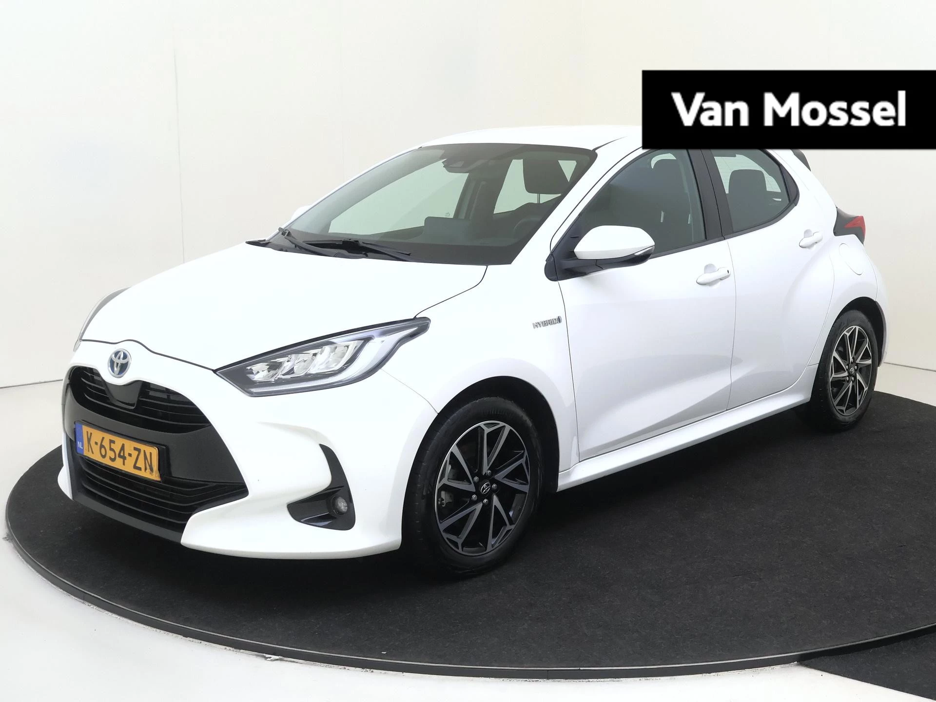 Toyota-Yaris-image-0