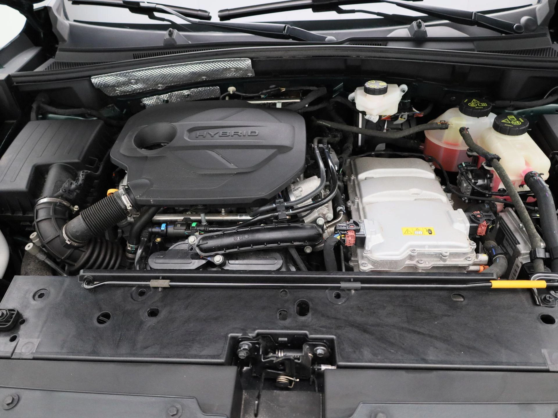 MG-ZS-image-29