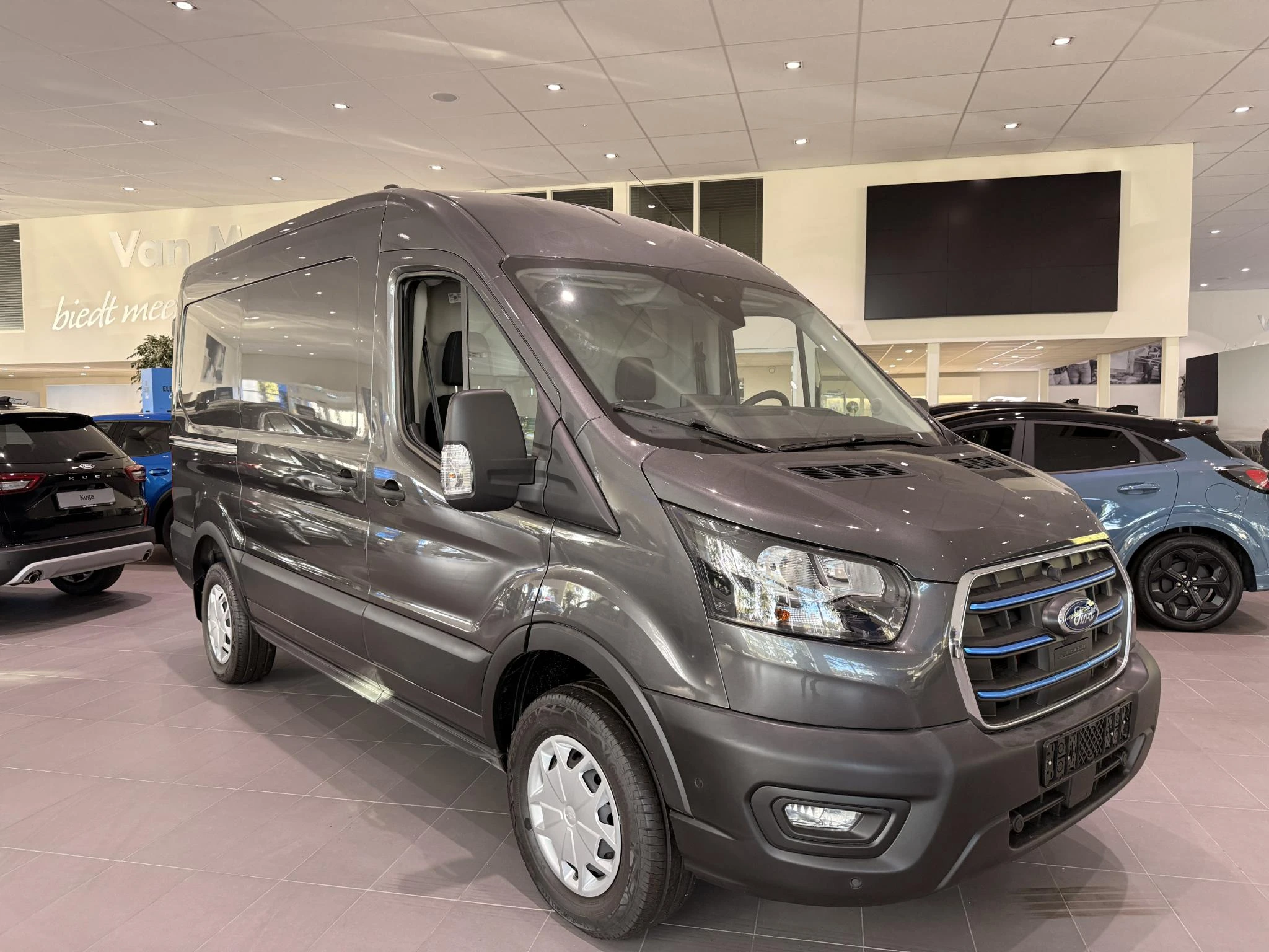 Ford-E-Transit-image-4