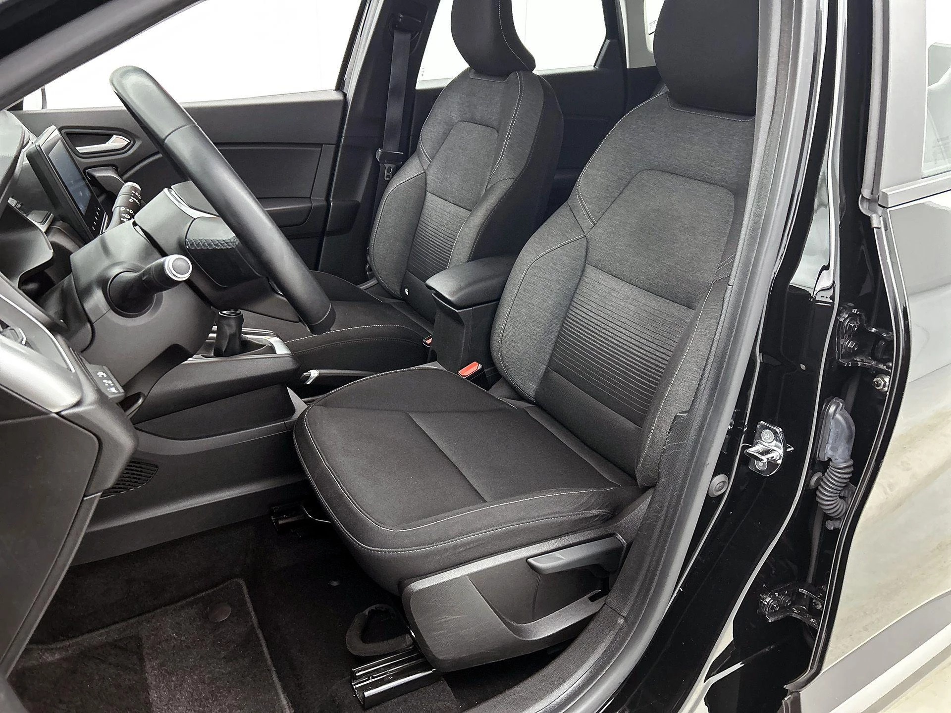 Renault-Captur-image-35