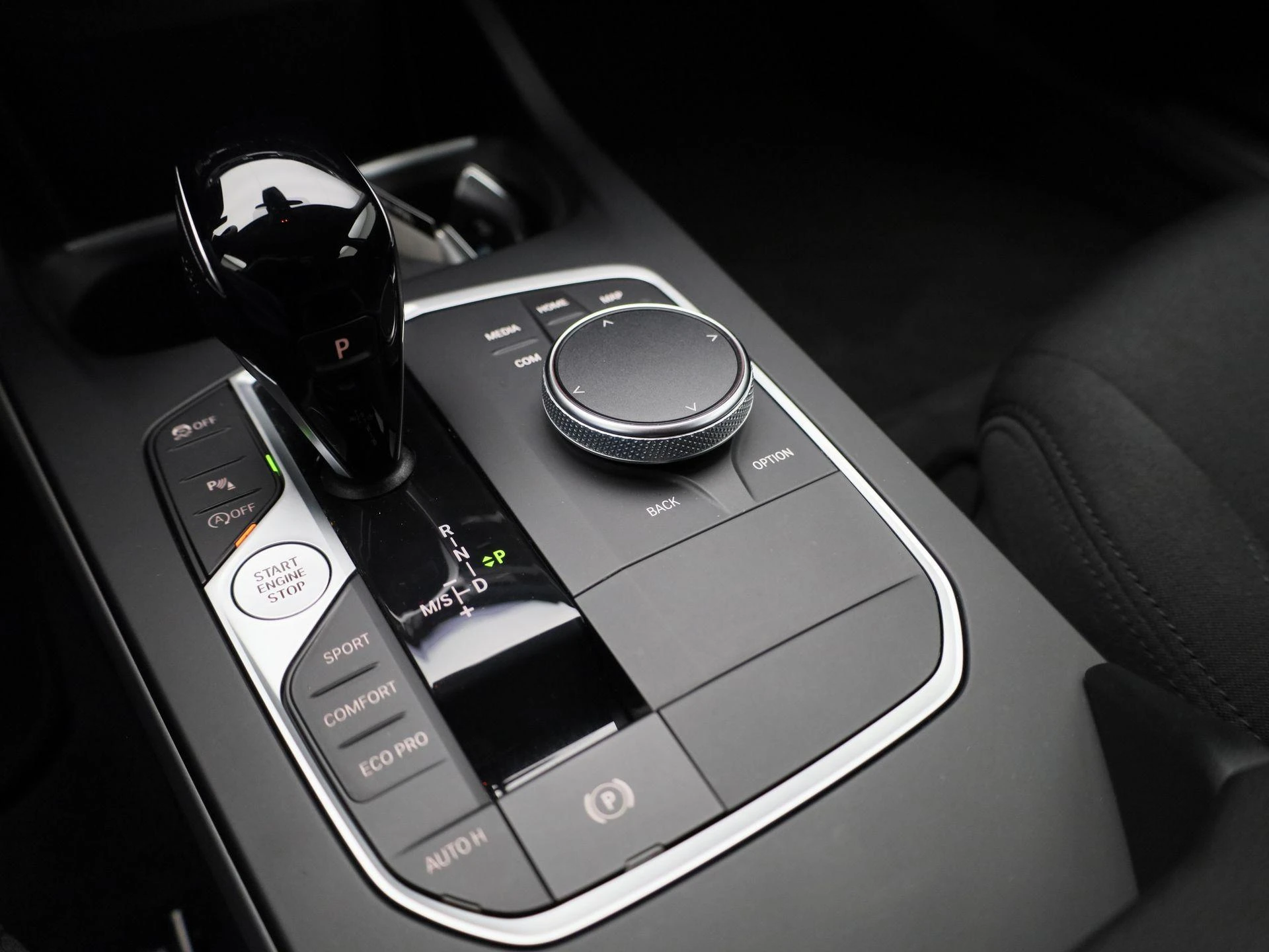 BMW-1 Reeks-image-18