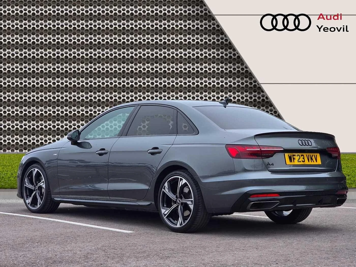 Audi-A4-image-12