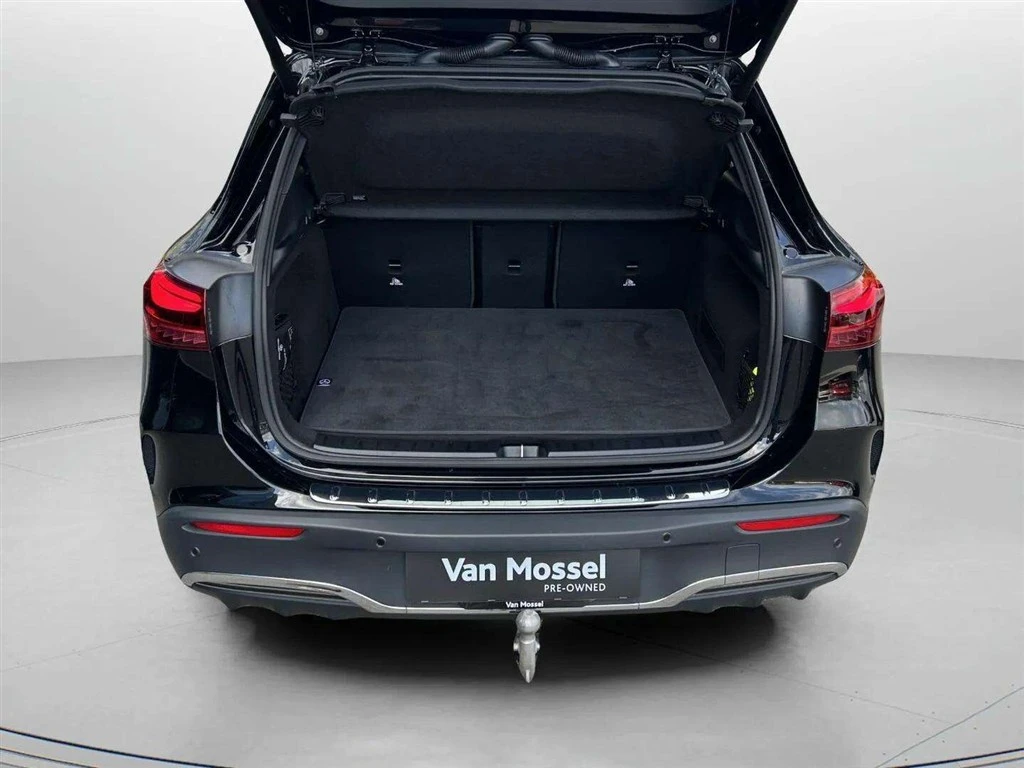 Mercedes-Benz-EQA-image-22