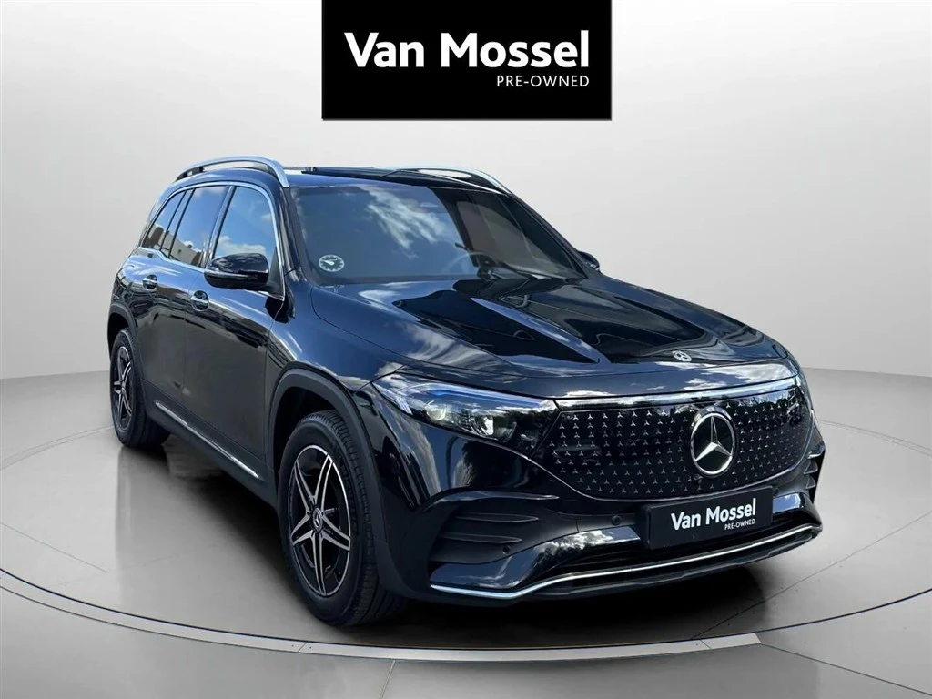 Mercedes-Benz-EQB-image-2