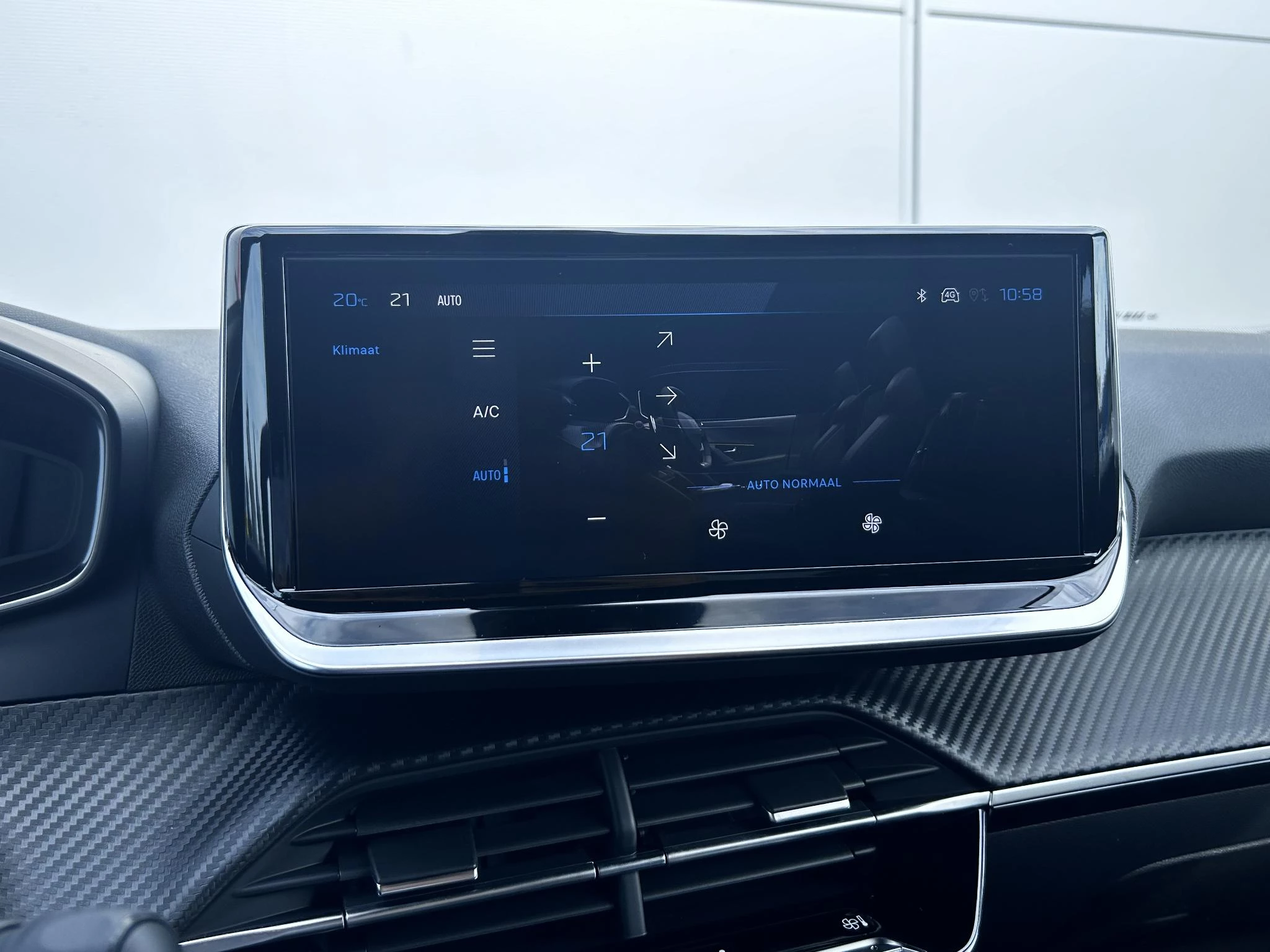 Peugeot-2008-image-21