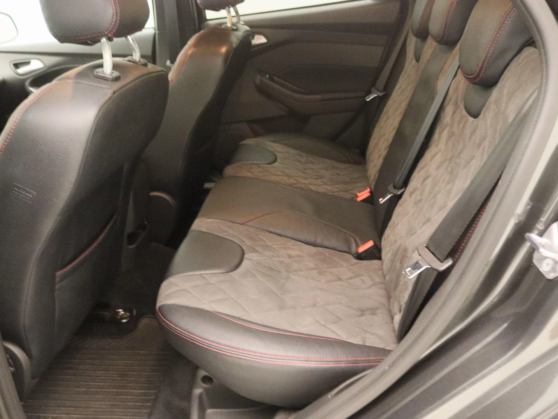 Ford-Focus-image-12