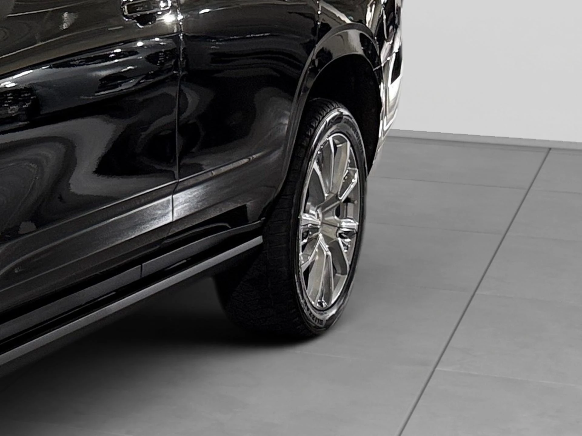 Chevrolet-Tahoe-image-20