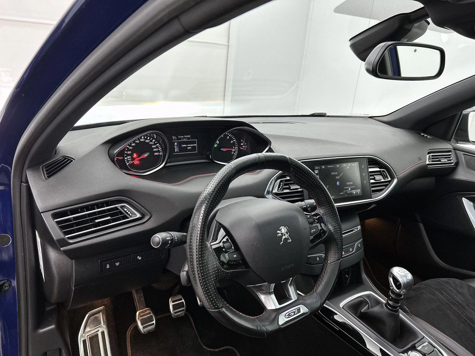 Peugeot-308-image-19