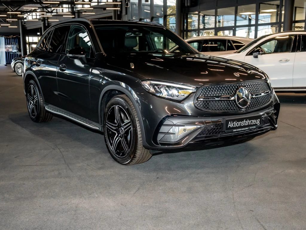 Mercedes-Benz-GLC 200 d-image-3
