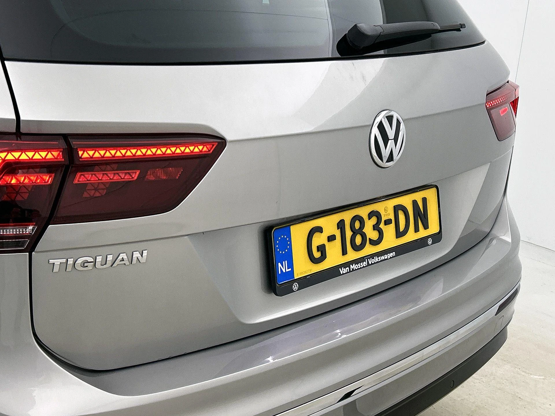 Volkswagen-Tiguan-image-38