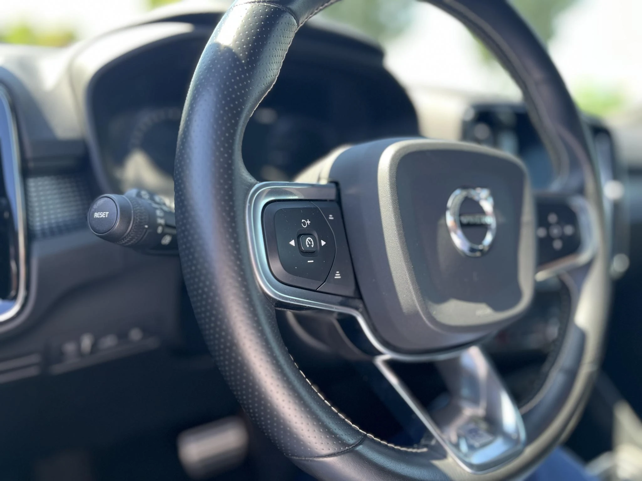 Volvo-XC40-image-11