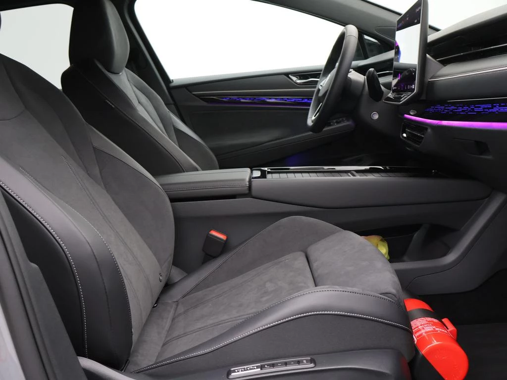 Volkswagen ID.7 Pro Business Premium 77kWh (286 pk) / DEMO