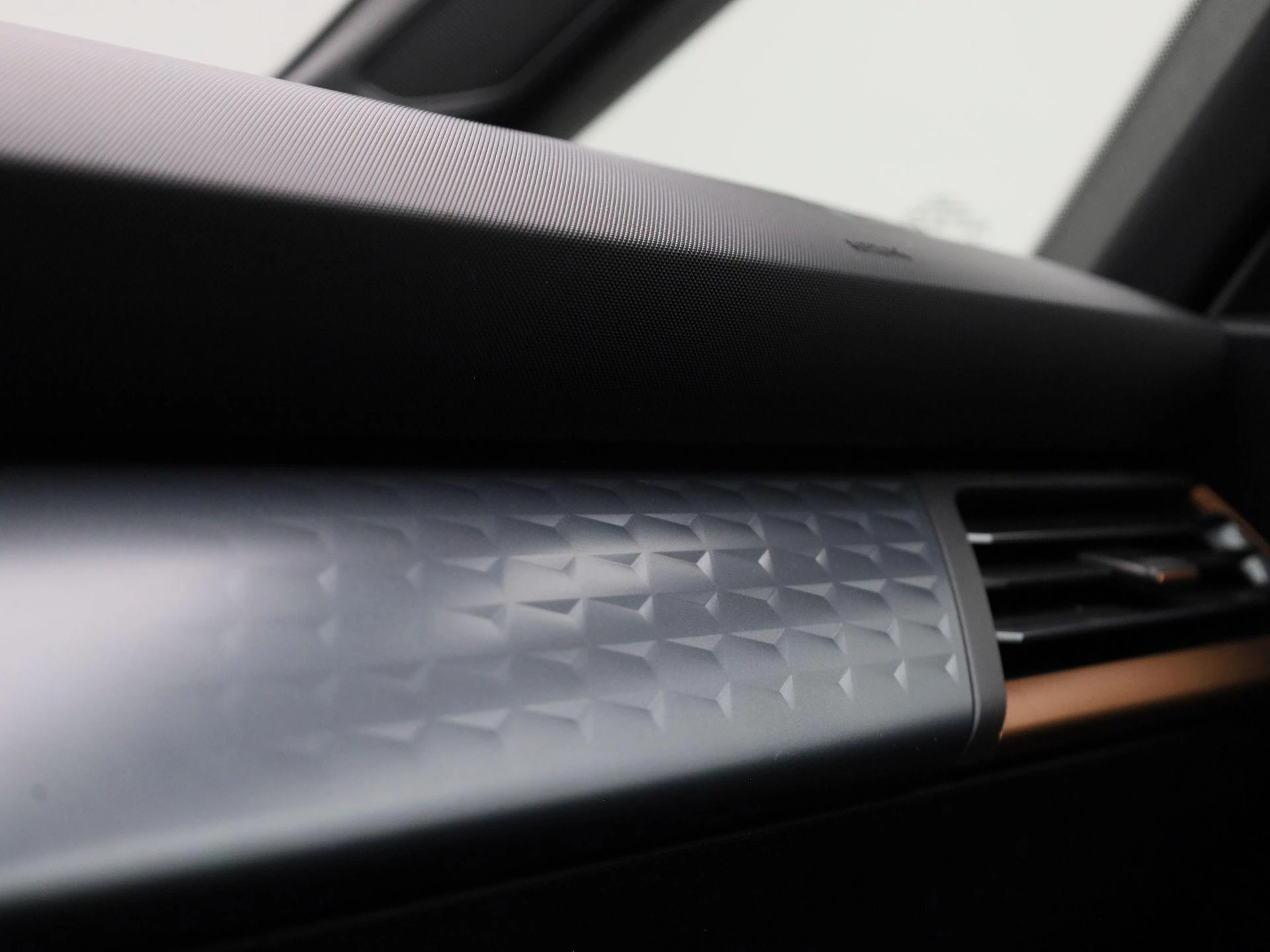 CUPRA-Born-image-24