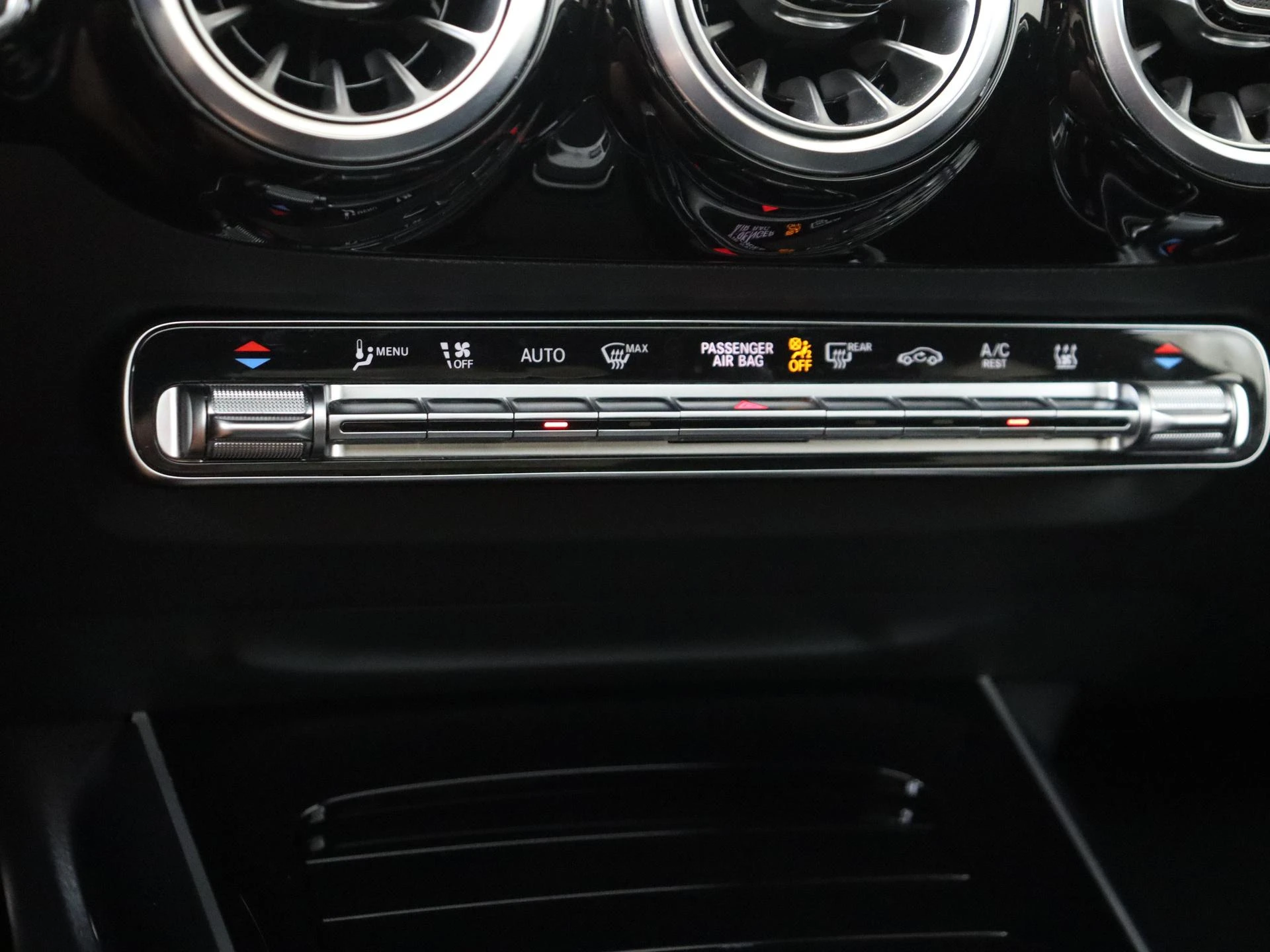 Mercedes-Benz-B-Klasse-image-19