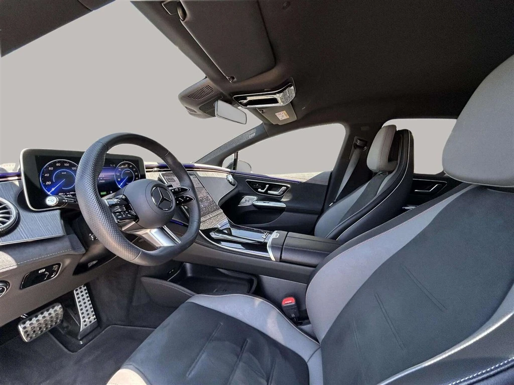 Mercedes-Benz-EQE-image-9