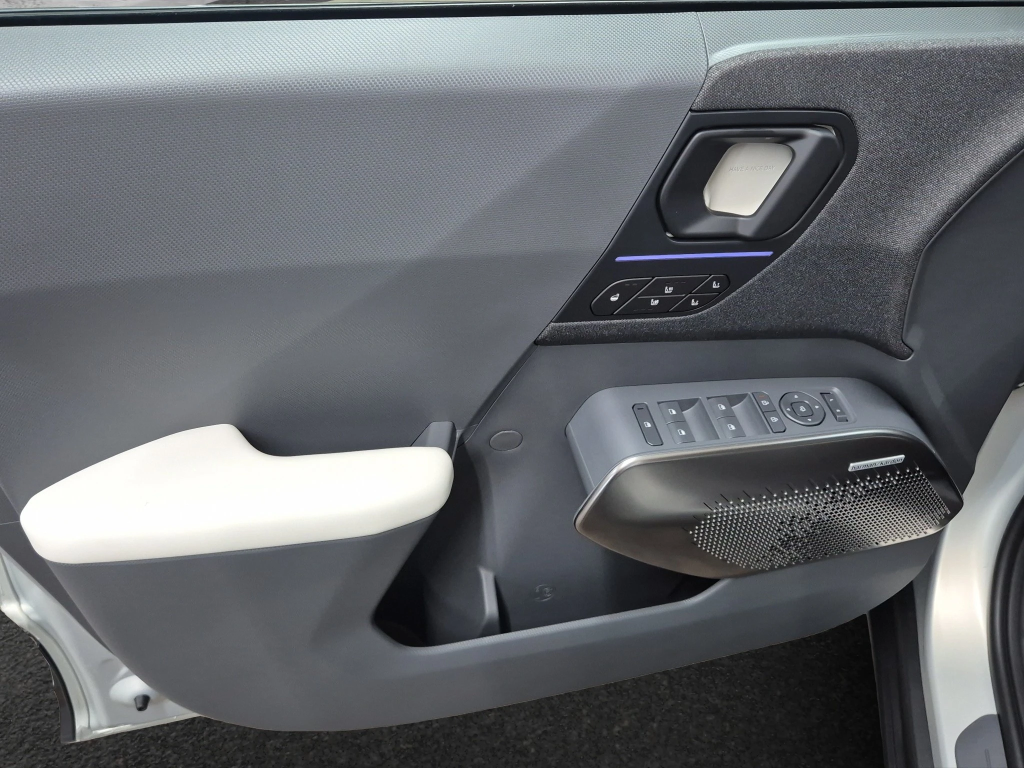 Kia-EV2-image-15
