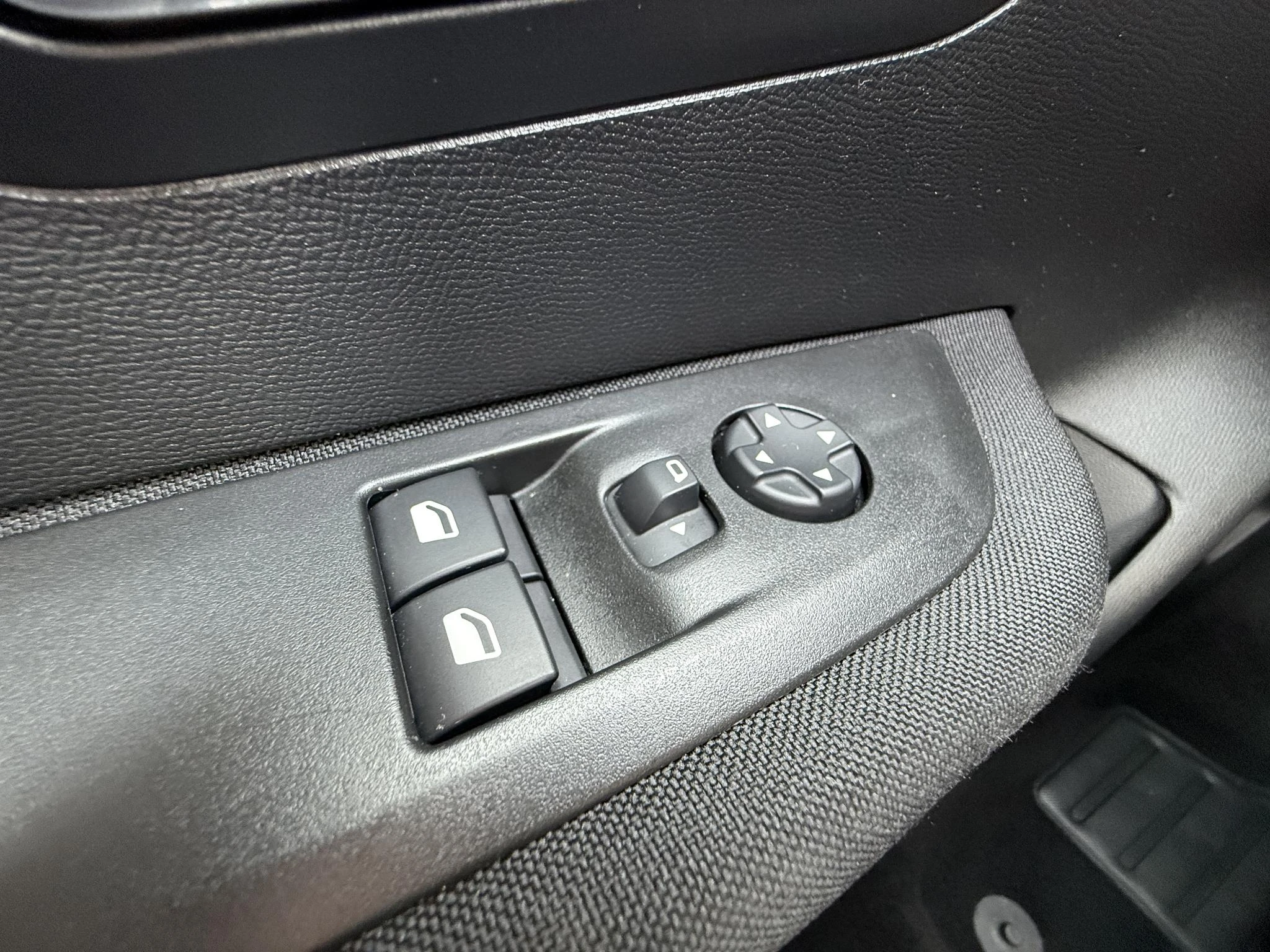 Peugeot e-208 EV Active 50 kWh