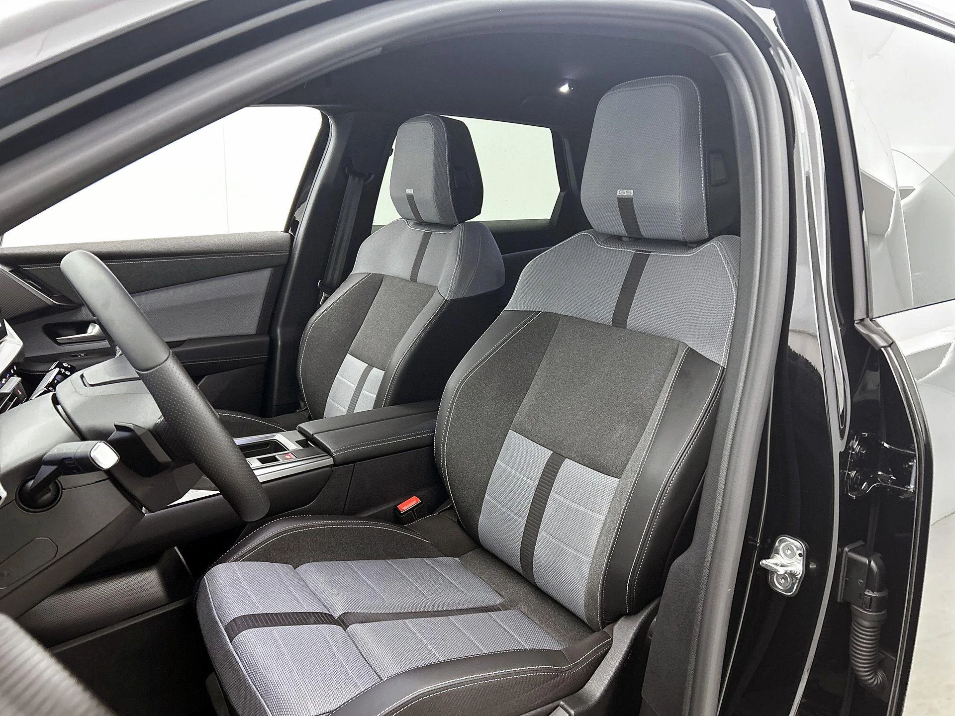 Opel Grandland 1.2 Turbo Hybrid GS