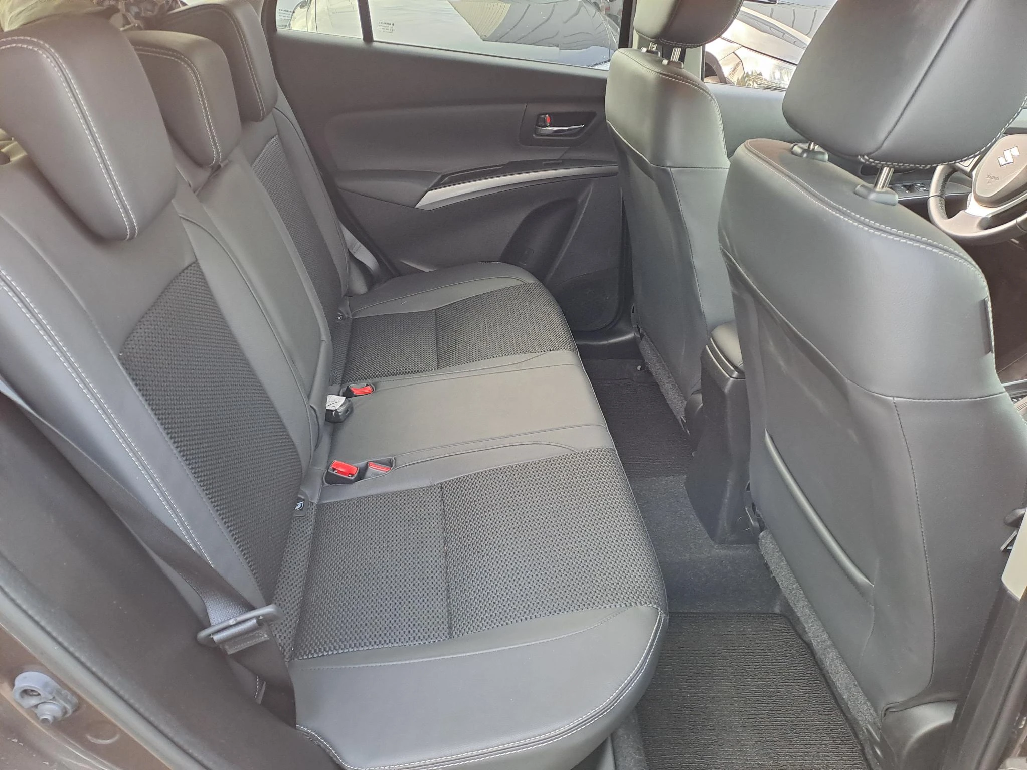 Suzuki-S-Cross-image-6