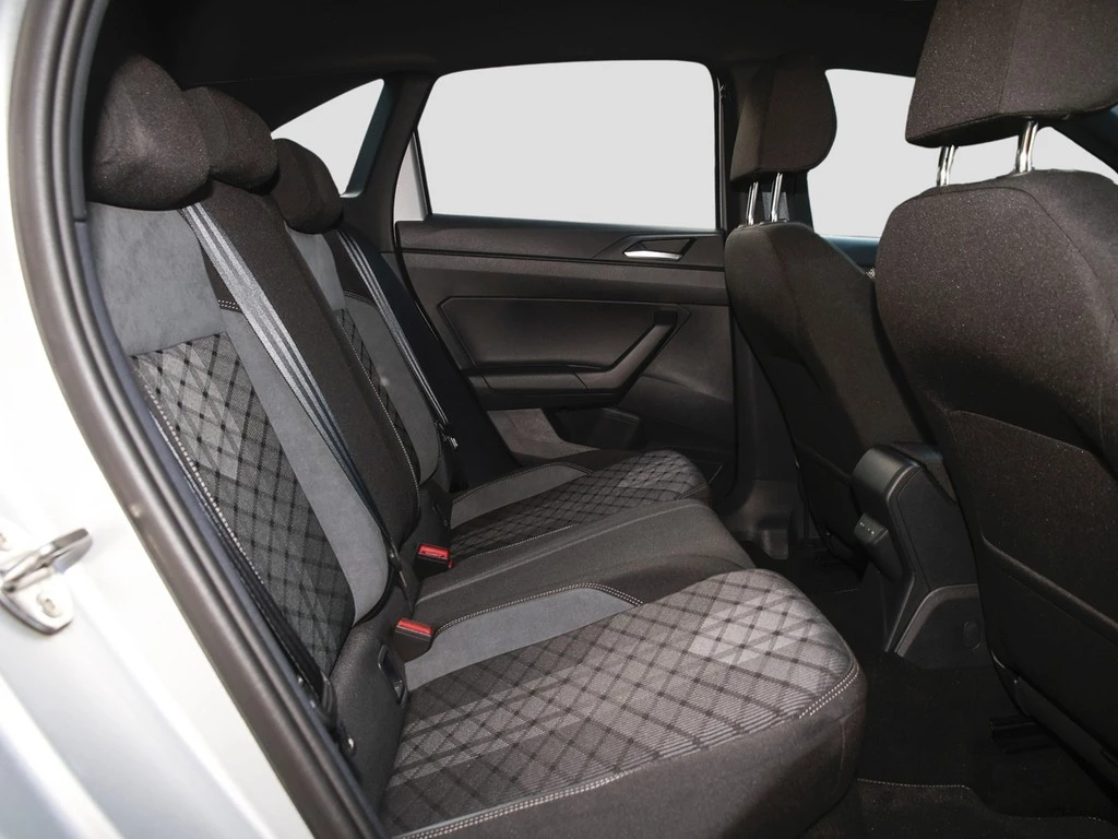 Volkswagen Taigo 1.0 TSI DSG R-Line AHK/RFK/Navi