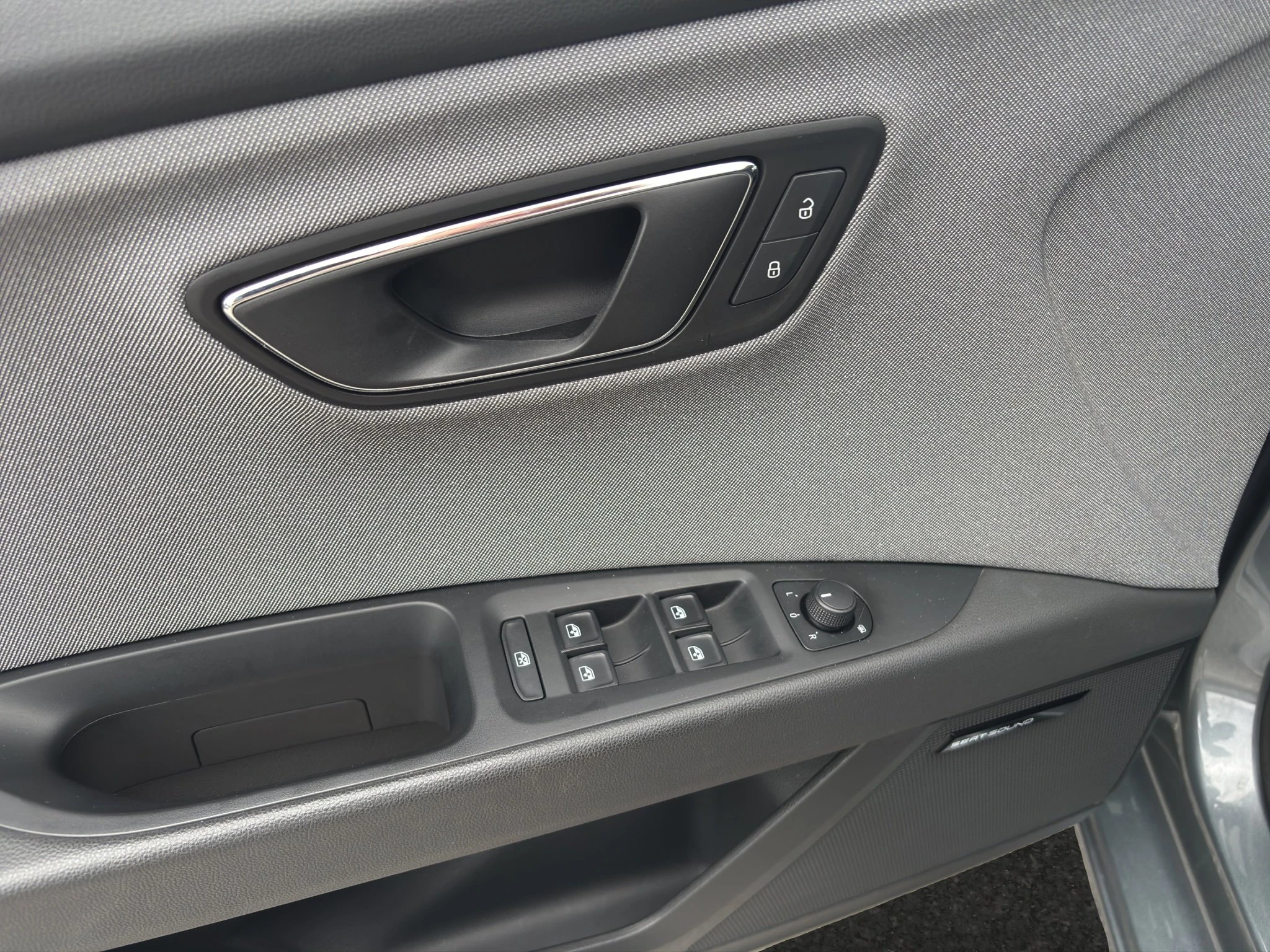 SEAT-Leon-image-16