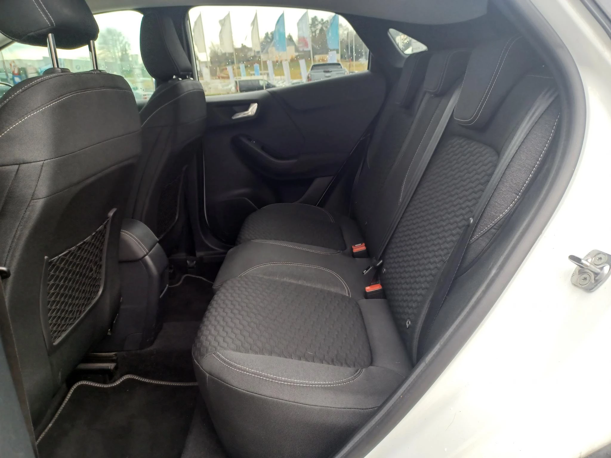 Ford Puma 1.0i Ecoboost mHEV 92kW Titanium