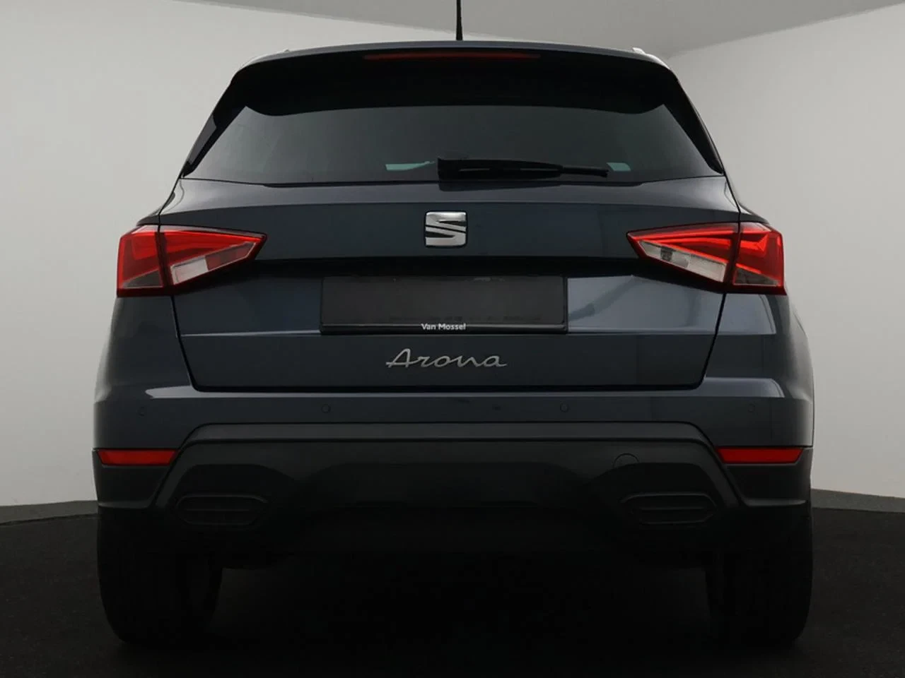 SEAT-Arona-image-2