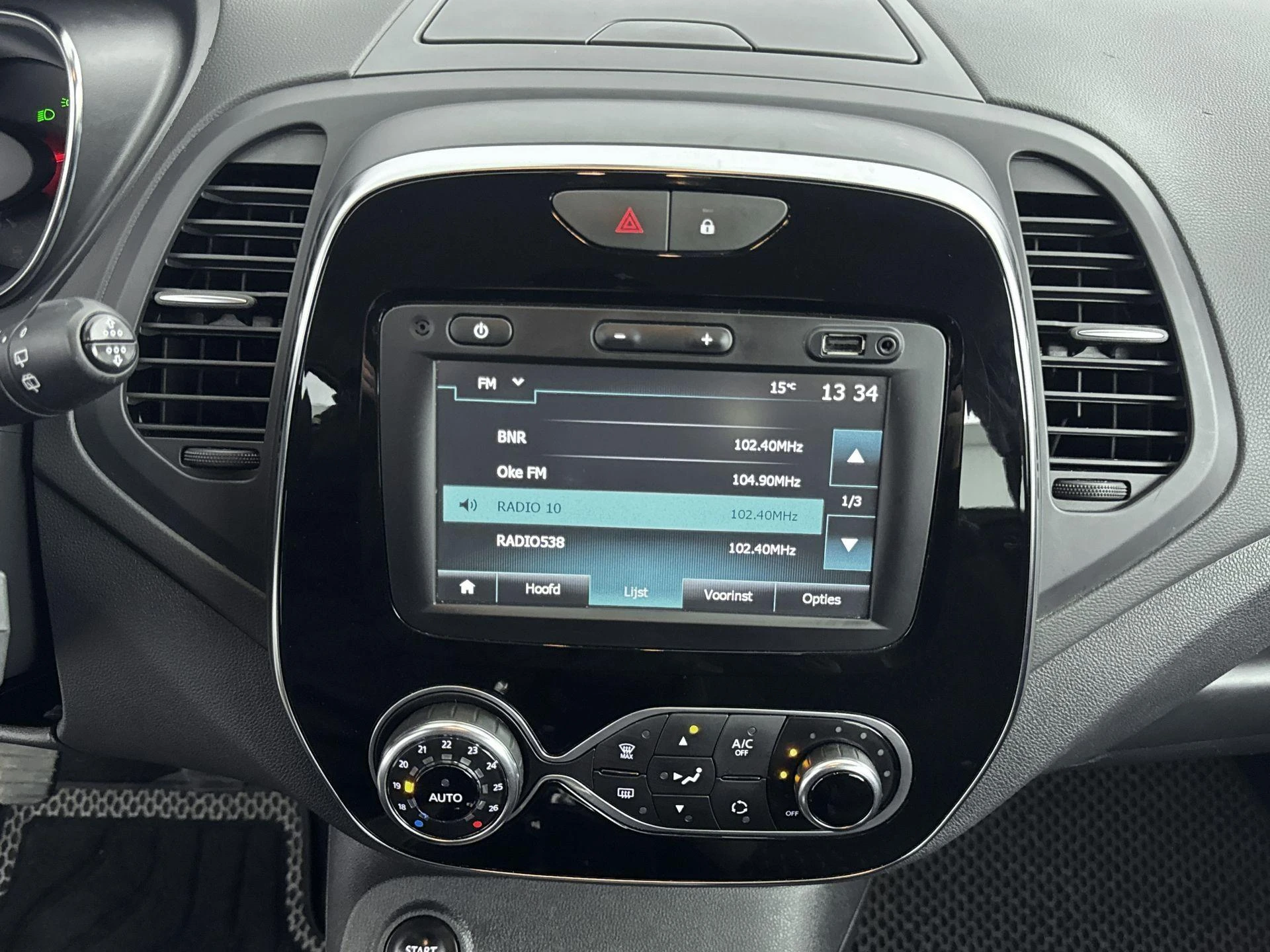 Renault-Captur-image-6