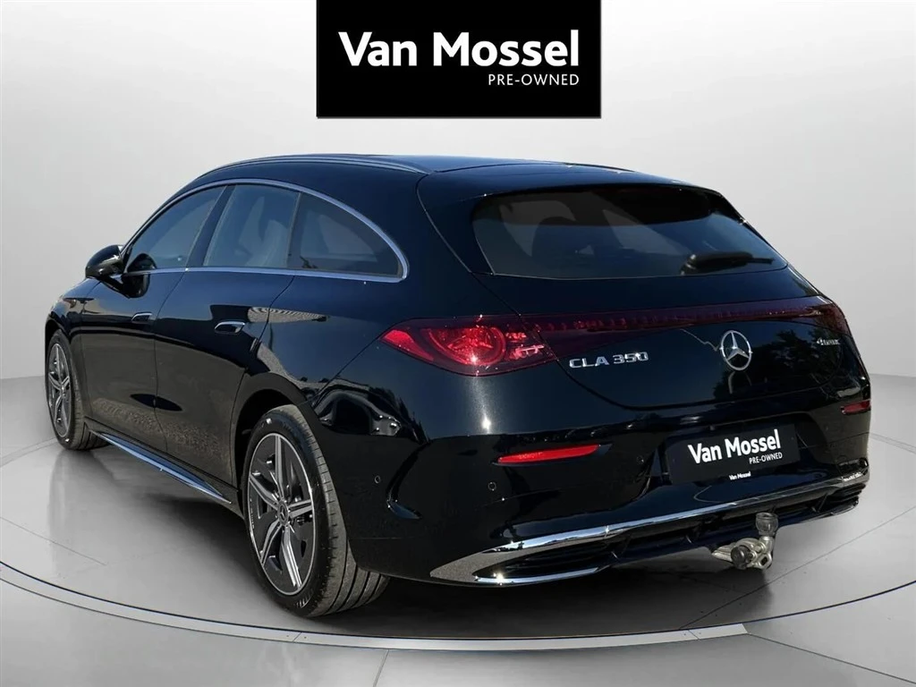 Mercedes-Benz-CLA-image-6