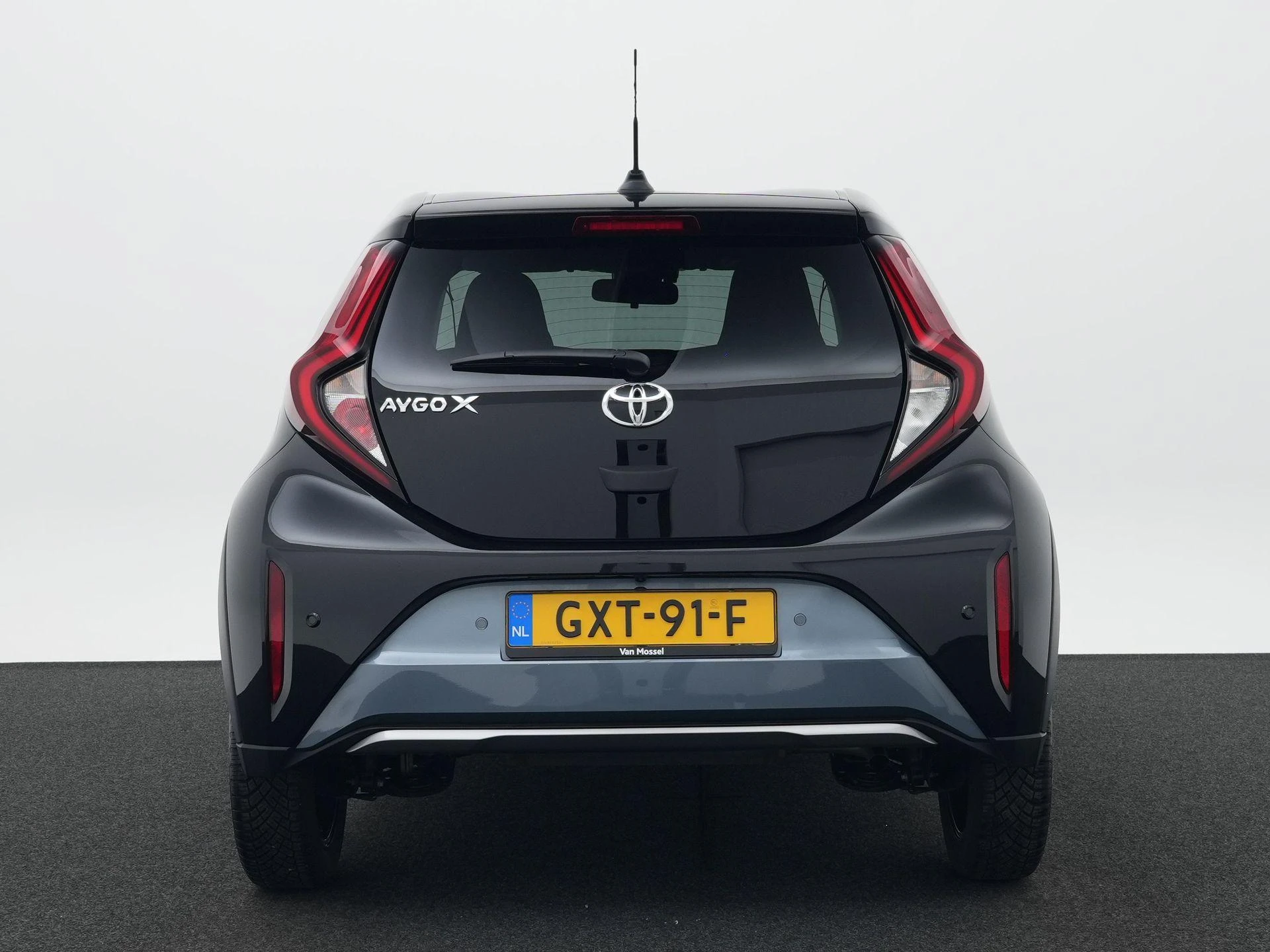 Toyota Aygo X 1.0 VVT-i MT Envy