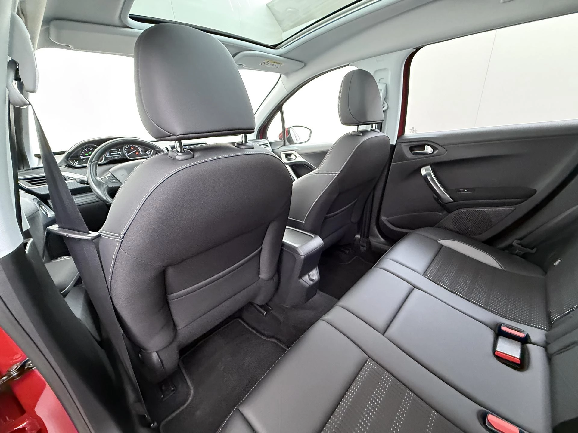 Peugeot 2008 1.2 PureTech Allure